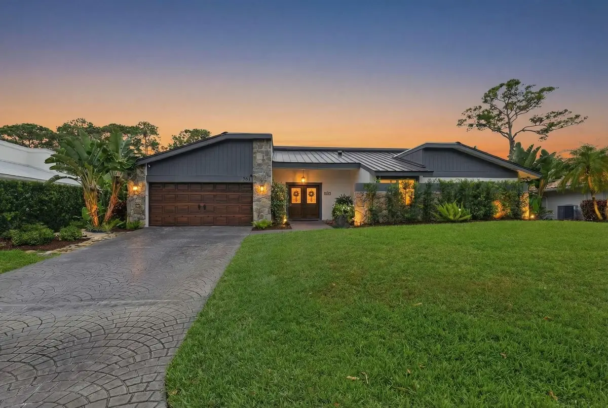 701 Lakewoode Circle, Delray Beach, FL 33445 - Image #1