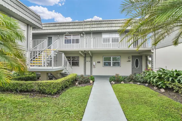 736 Flanders P #736, Delray Beach, FL 33484