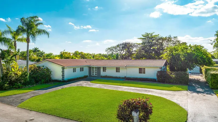 17020 SW 83rd Court, Palmetto Bay, FL 33157 - Image #2