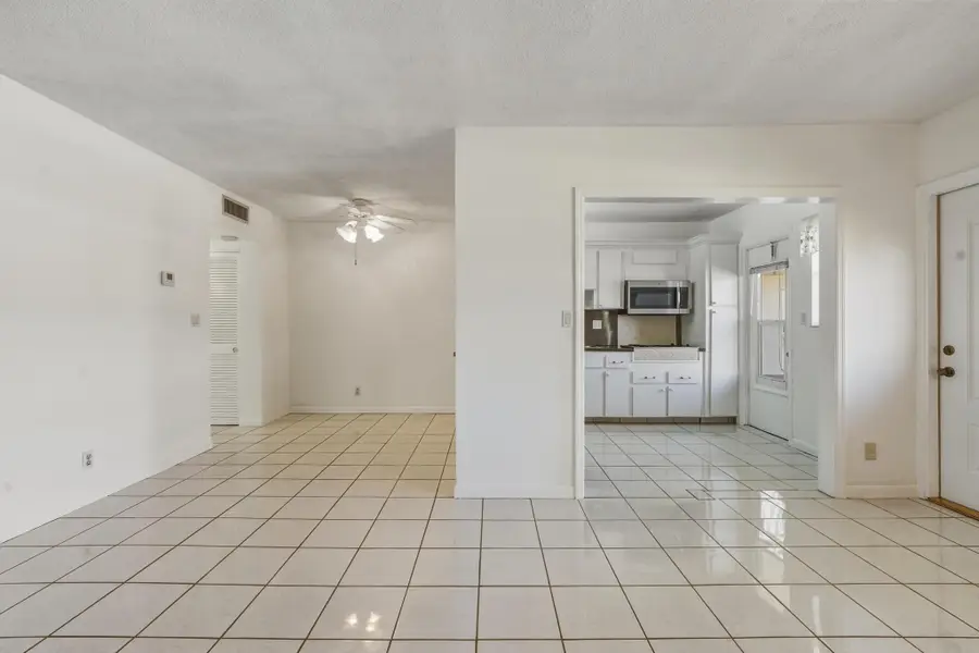 1451 N 12th Court #8A, Hollywood, FL 33019 - Image #3
