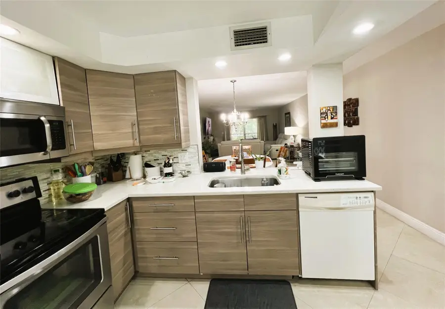 3001 Portofino Isle #E-2, Coconut Creek, FL 33066 - Image #2