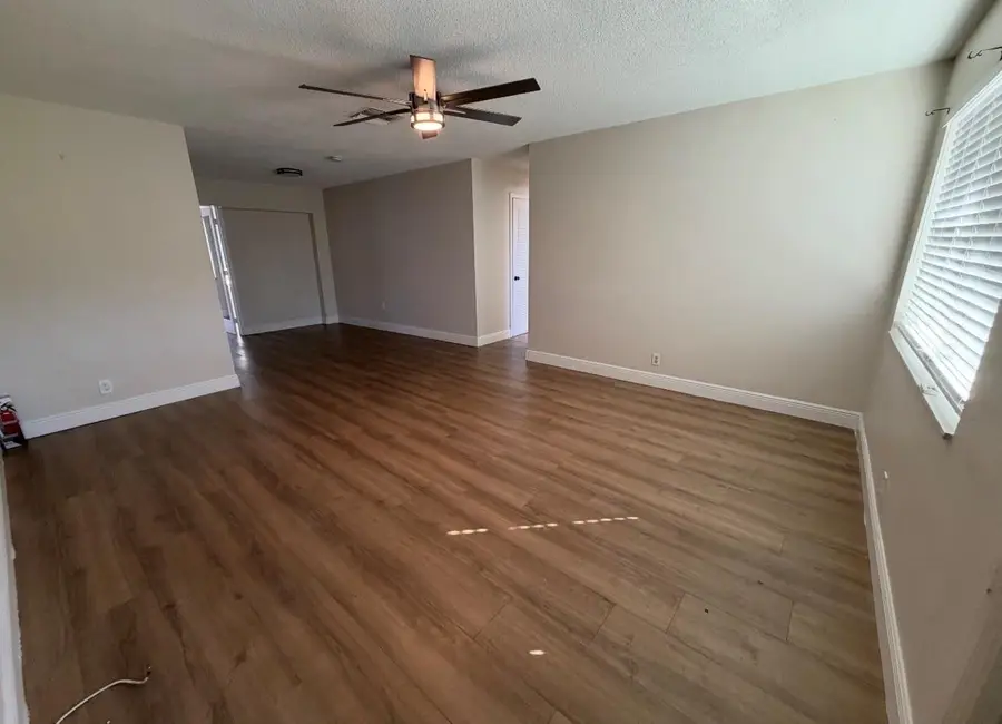 2405 NW 54th Street, Fort Lauderdale, FL 33309 - Image #2