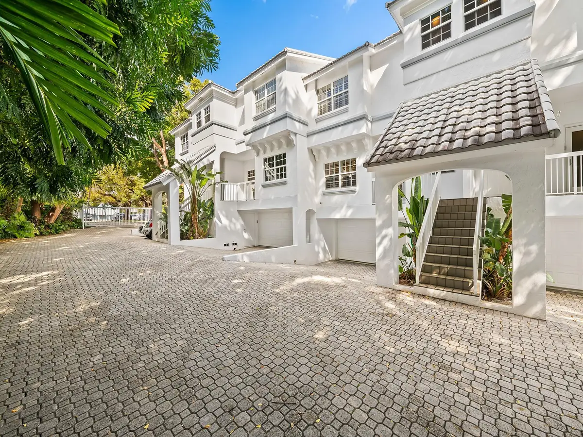 1705 E Las Olas Boulevard #1705, Fort Lauderdale, FL 33301 - Image #1