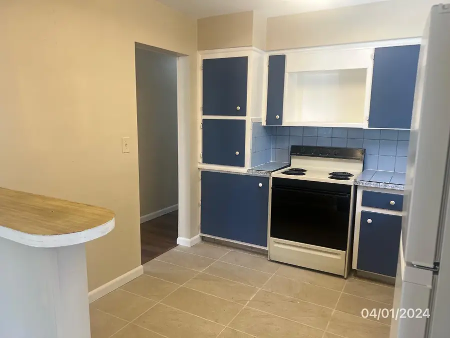 1055 Wyoming Avenue, Fort Lauderdale, FL 33312 - #3