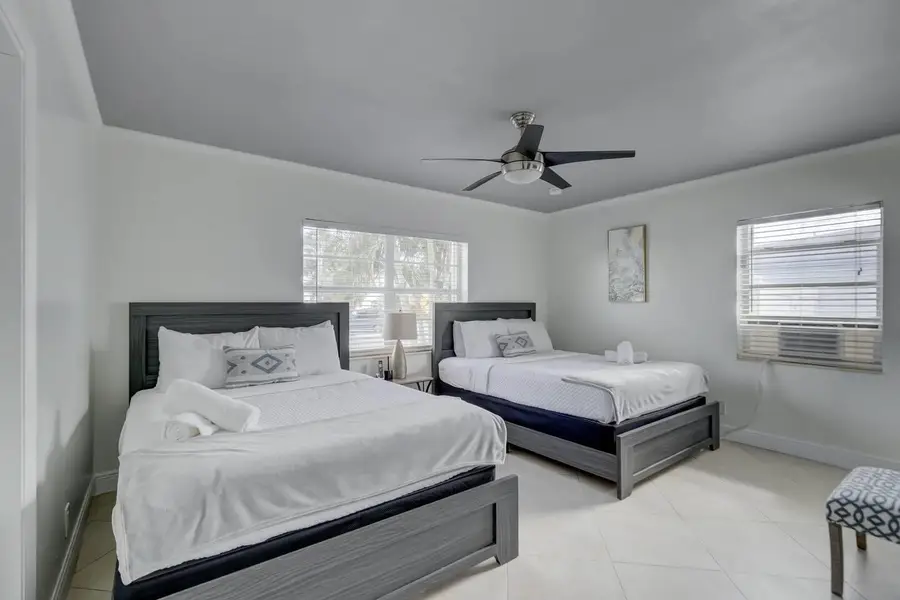 2740 NE 30th Place, Fort Lauderdale, FL 33306 - Image #3