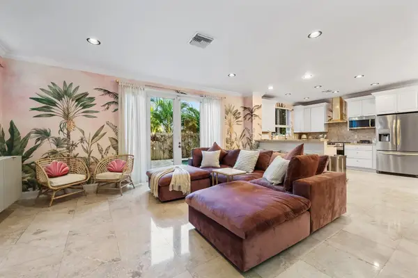 1703 NE 11th Street #1703, Fort Lauderdale, FL 33304