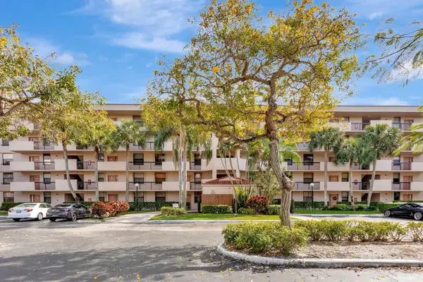 2767 Carambola Circle #304, Coconut Creek, FL 33066