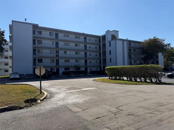 8620 N Sherman Circle #204, Miramar, FL 33025