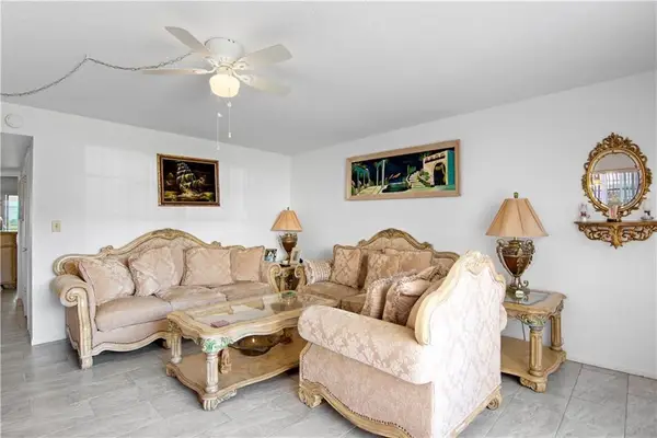 11 S Vista Palm Lane #102, Vero Beach, FL 32962