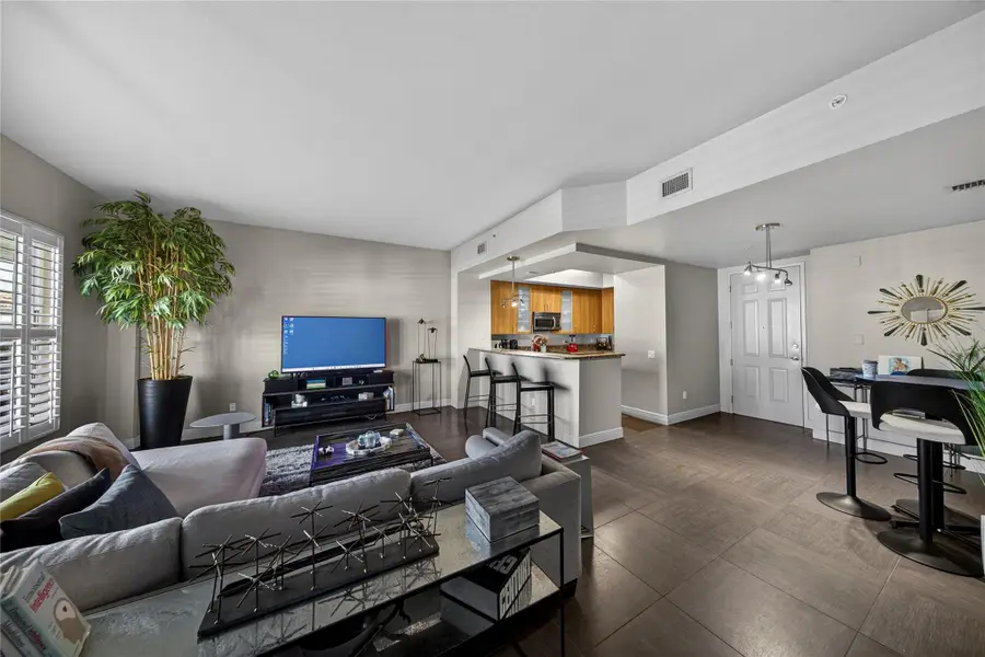 2633 NE 14th Avenue #111, Wilton Manors, FL 33334 - Image #3