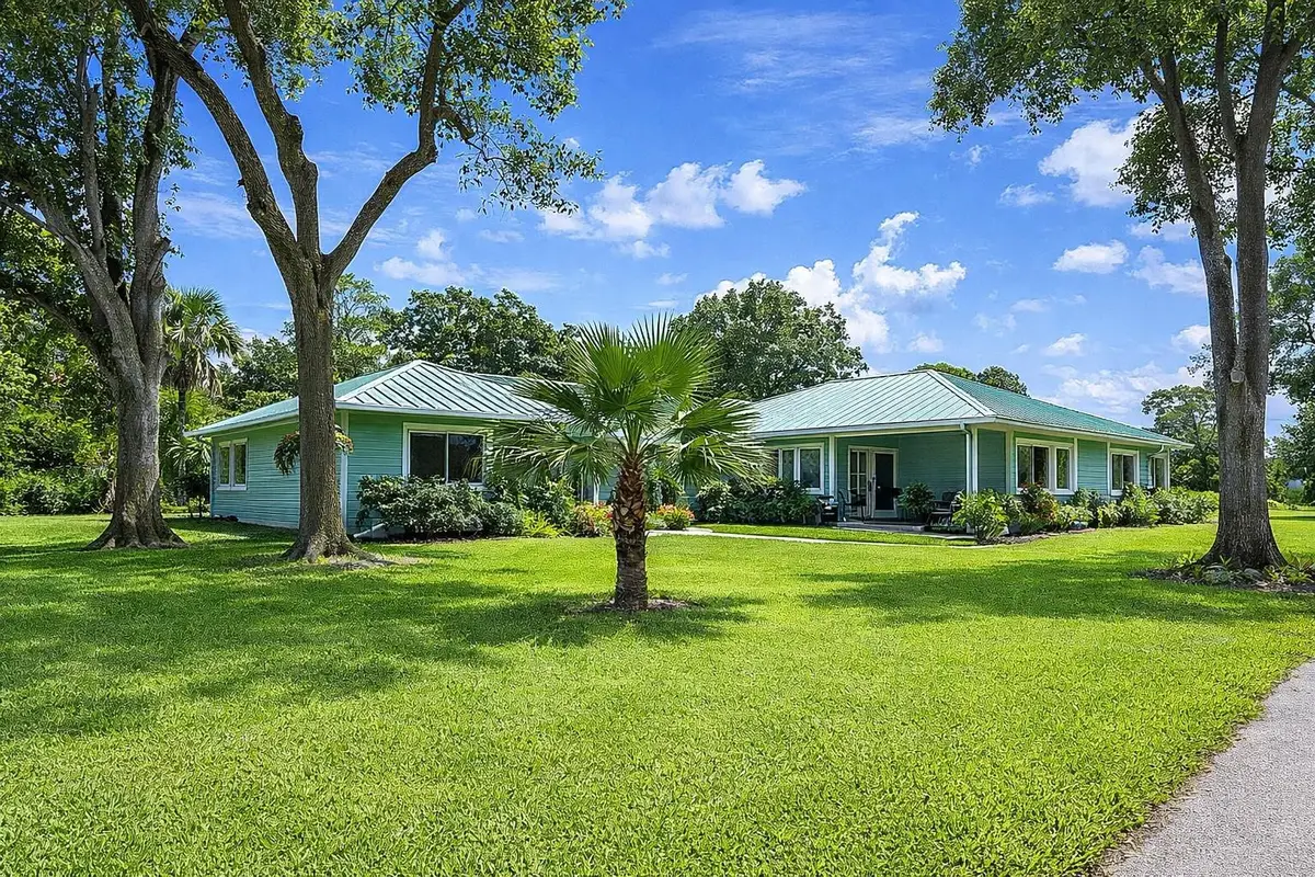 480 38th Court, Vero Beach, FL 32968 - #1