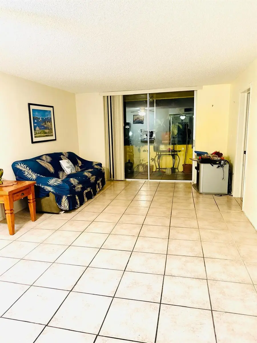 8460 Sunrise Lakes Boulevard #202, Sunrise, FL 33322 - Image #3
