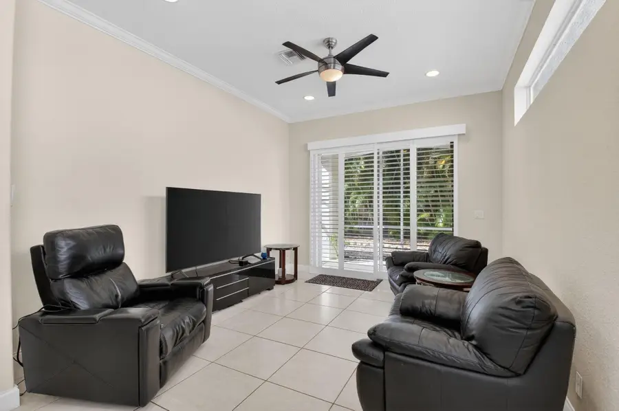 9696 Vineyard Court, Boca Raton, FL 33428 - Image #2