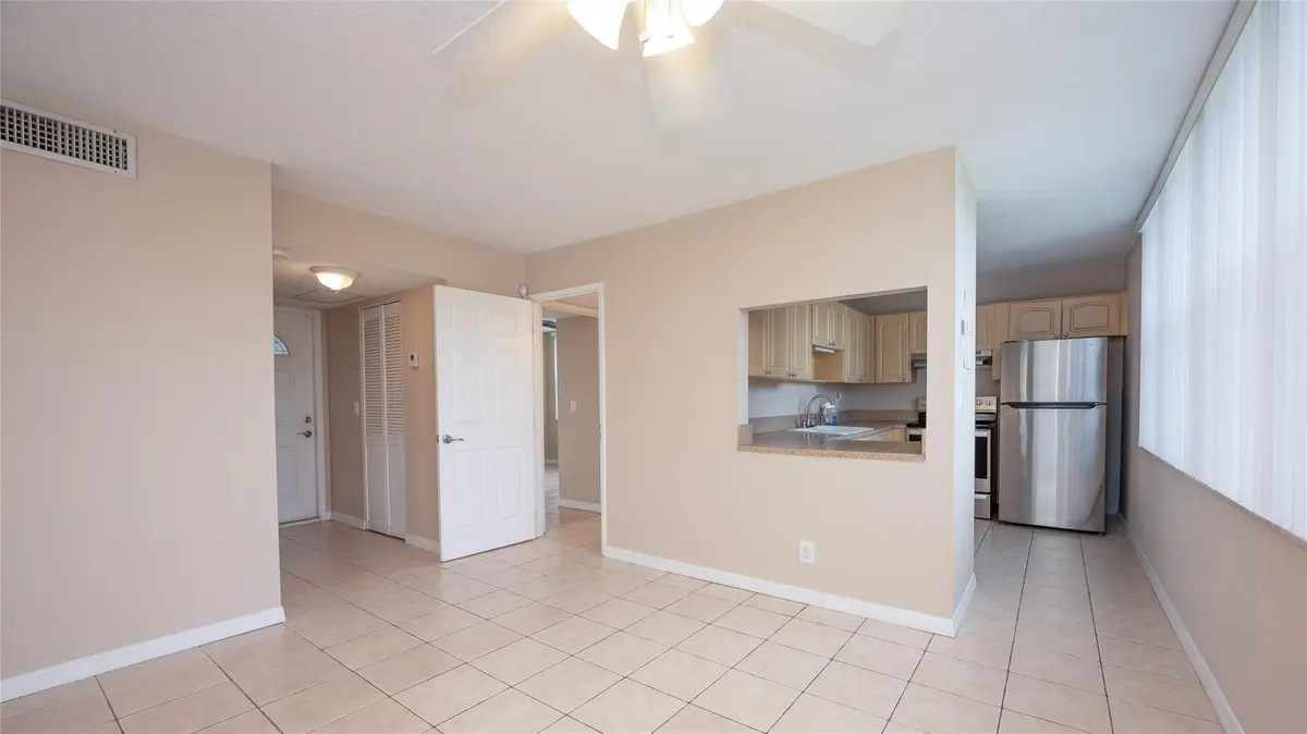 9441 Evergreen Place #401, Davie, FL 33324 - Image #1