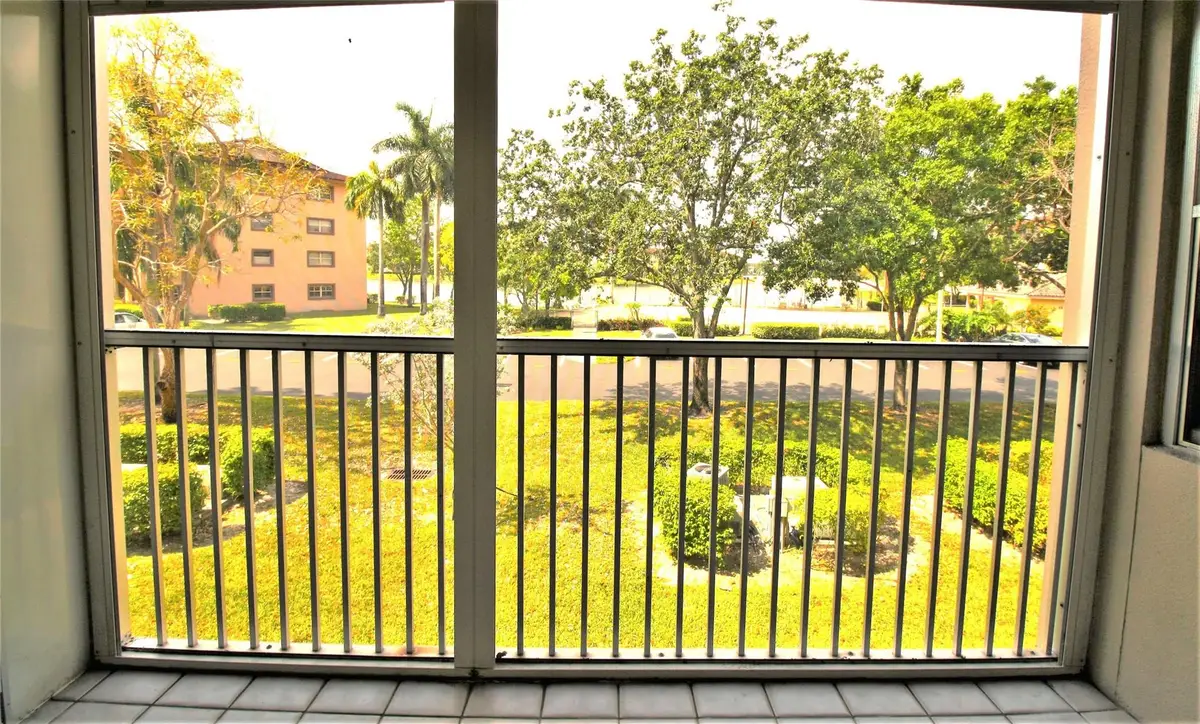 1200 SW 130th Avenue #210-G, Hollywood, FL 33027 - Image #1