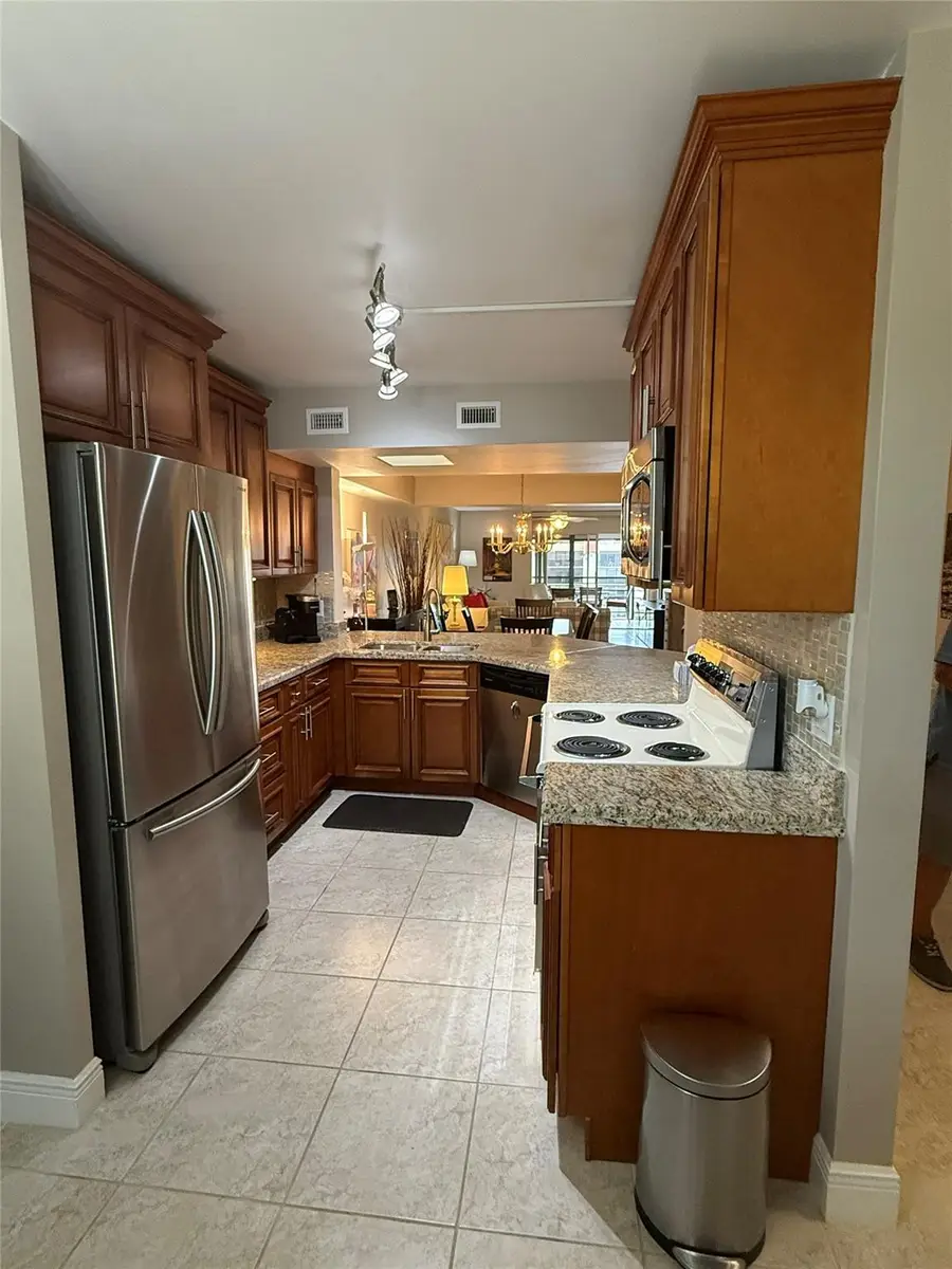 23380 Carolwood Lane #408, Boca Raton, FL 33428 - Image #2