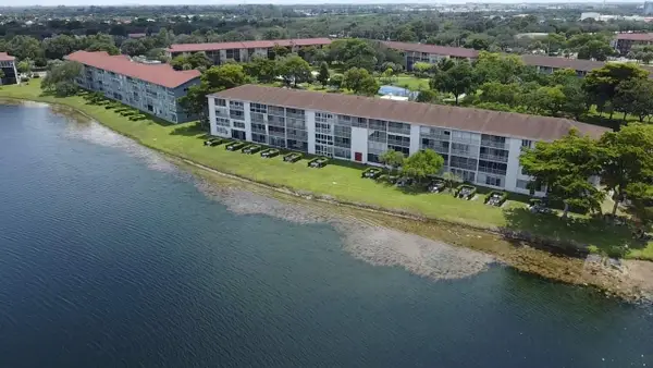 1401 SW 134th Way #307-C, Pembroke Pines, FL 33027