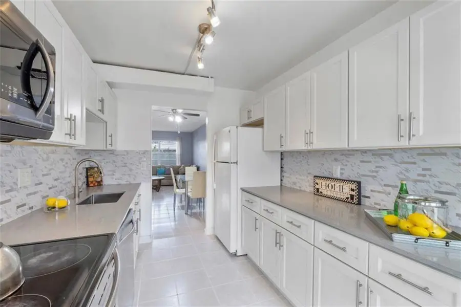 7500 NW 5th Court #104, Margate, FL 33063 - Image #2