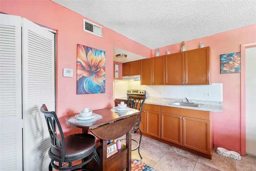 2070 NW 43rd Terrace #6, Lauderhill, FL 33313 - Image #3