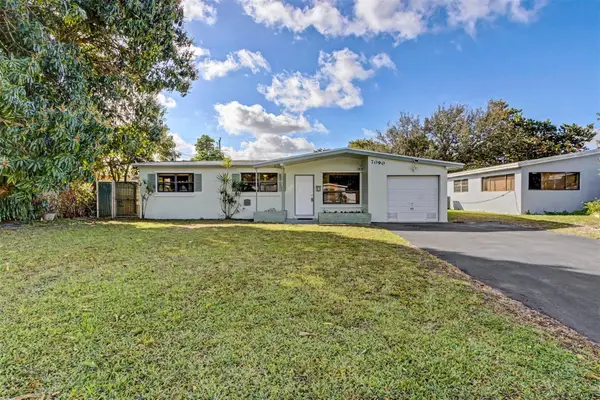 7090 Scott Street, Hollywood, FL 33024