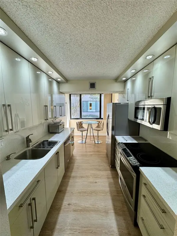 9585 SW 1st Court #9585, Coral Springs, FL 33071