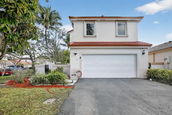 226 NW 75th Way, Plantation, FL 33317