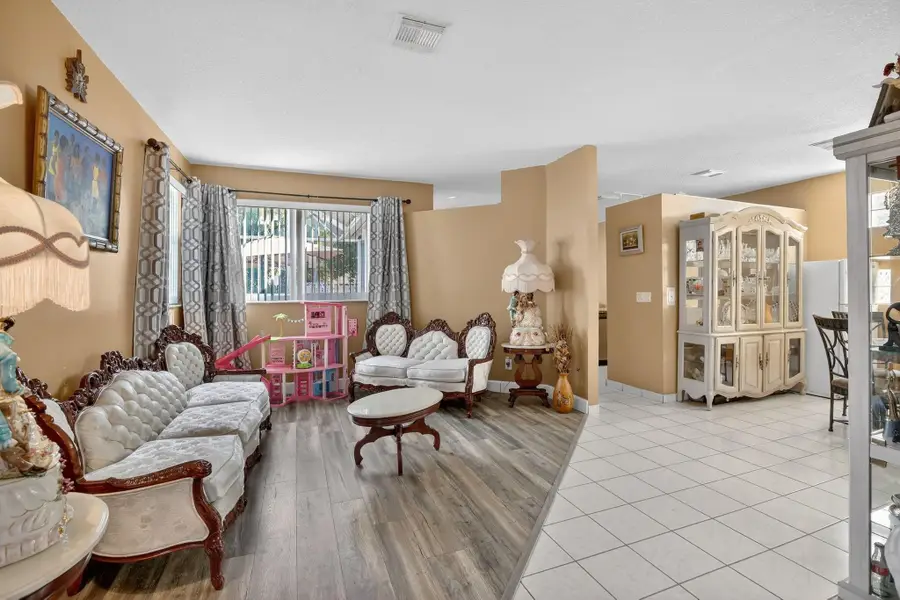 226 NW 75th Way, Plantation, FL 33317 - #3