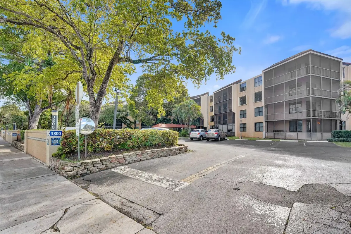 3800 N Hills Drive #412, Hollywood, FL 33021 - #1