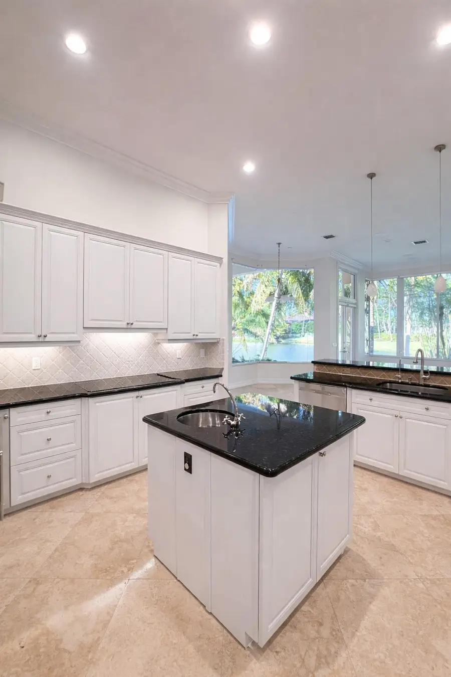 10897 Canary Island Court, Plantation, FL 33324 - Image #3