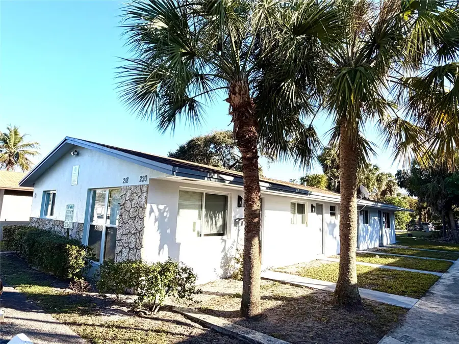 218 SW 1st Court, Pompano Beach, FL 33060 - Image #2