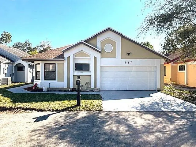 817 E Palm Run Drive, North Lauderdale, FL 33068 - #2