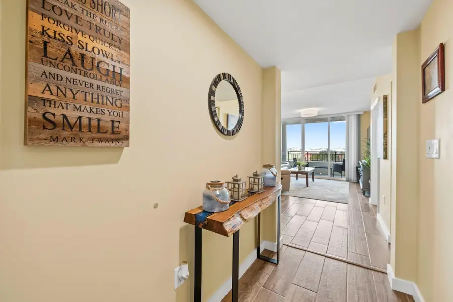 610 W Las Olas Boulevard #514, Fort Lauderdale, FL 33312 - Image #3