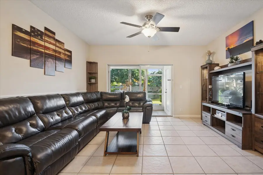 5360 Jubilee Way, Margate, FL 33063 - Image #3
