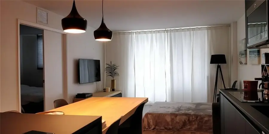 345 Ocean Drive #512, Miami Beach, FL 33139 - #2