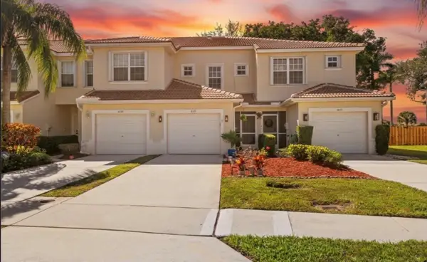 8135 Bellagio Lane, Boynton Beach, FL 33472