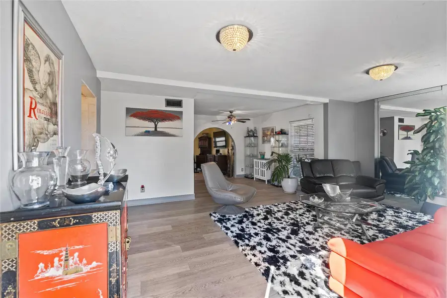 7901 NW 69th Avenue, Tamarac, FL 33321 - Image #3