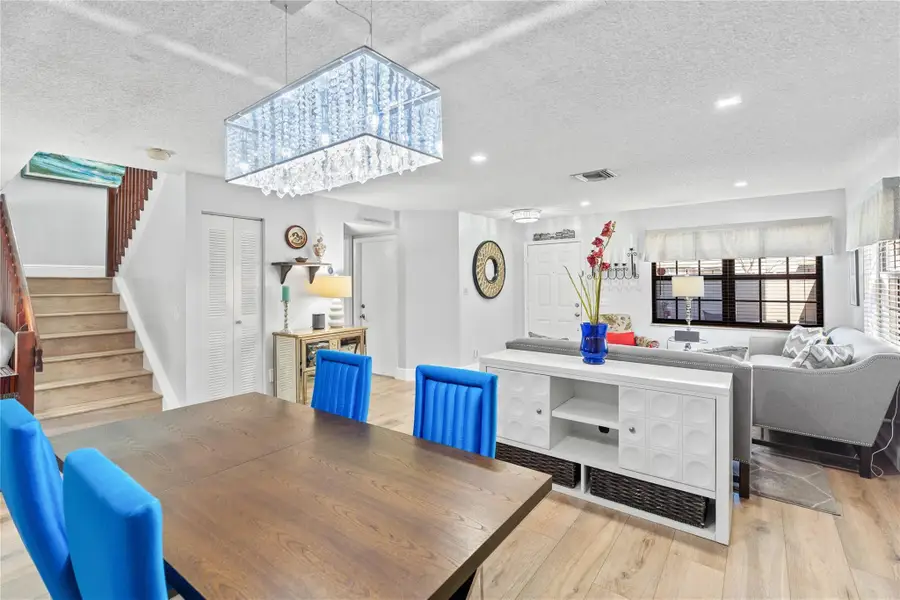 9129 N Vineyard Lake Drive #9129, Plantation, FL 33324 - Image #3