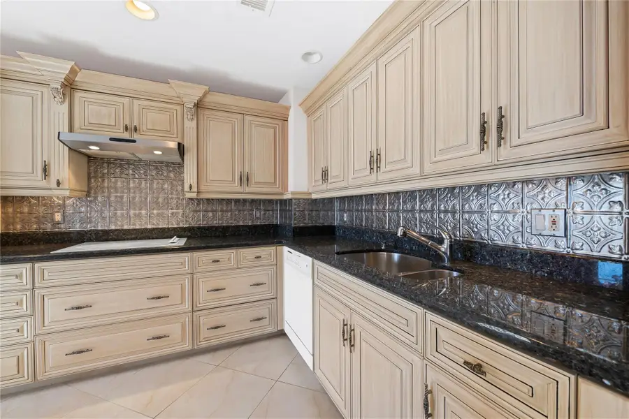 17031 Boca Club Boulevard #085A, Boca Raton, FL 33487 - Image #3