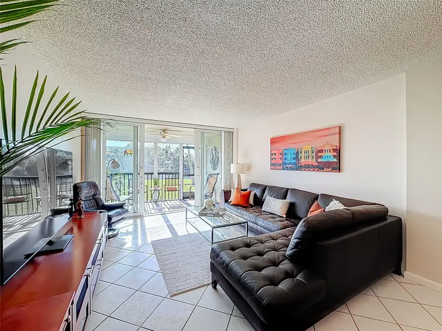 13 Royal Palm Way #101, Boca Raton, FL 33432 - Image #3