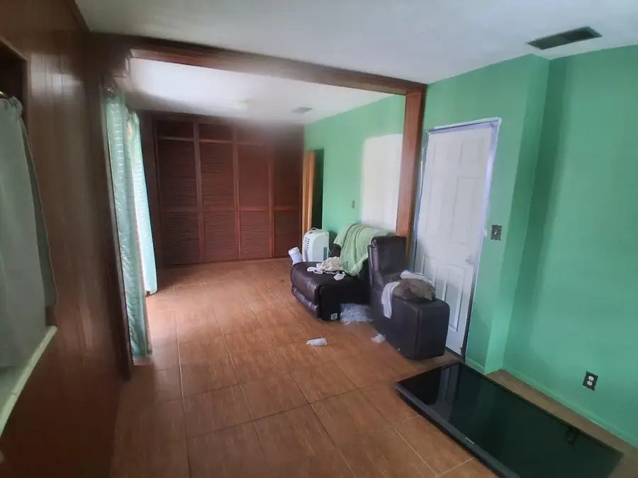 6031 NE 7th Avenue, Oakland Park, FL 33334 - Image #2