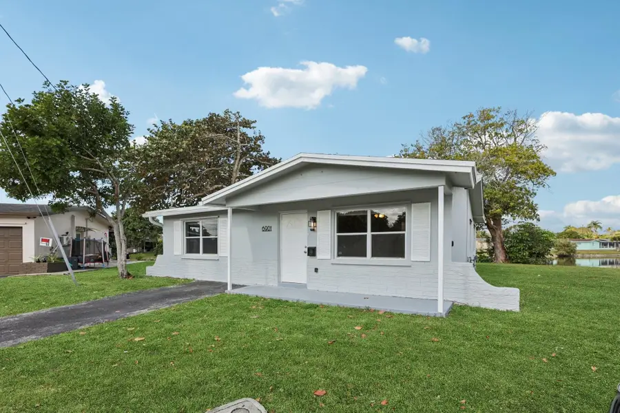 6901 NW 28th Street, Sunrise, FL 33313 - #3