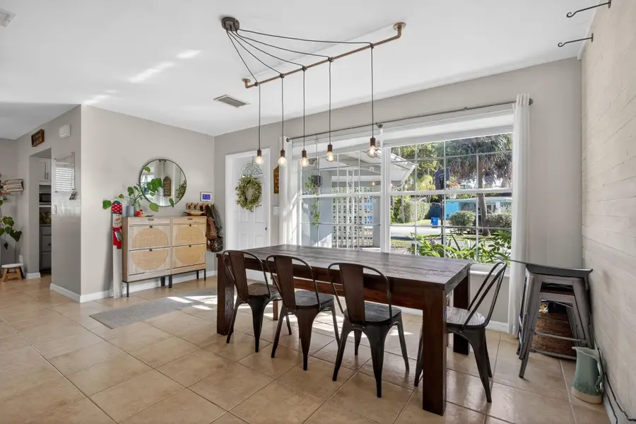 3261 NW 6th Avenue, Fort Lauderdale, FL 33309 - #2