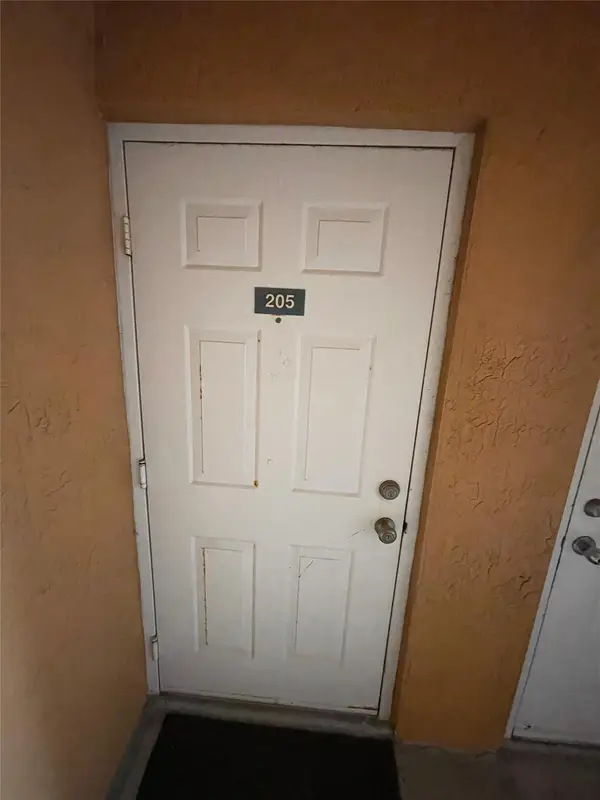 6976 SW 39th Street #205, Fort Lauderdale, FL 33314