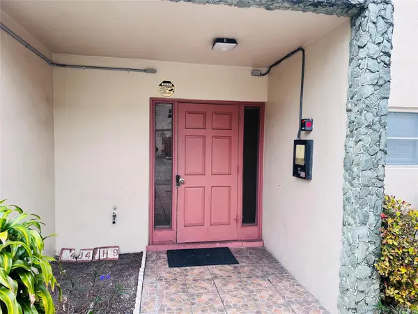 4046 NW 19th Street #203, Lauderhill, FL 33313