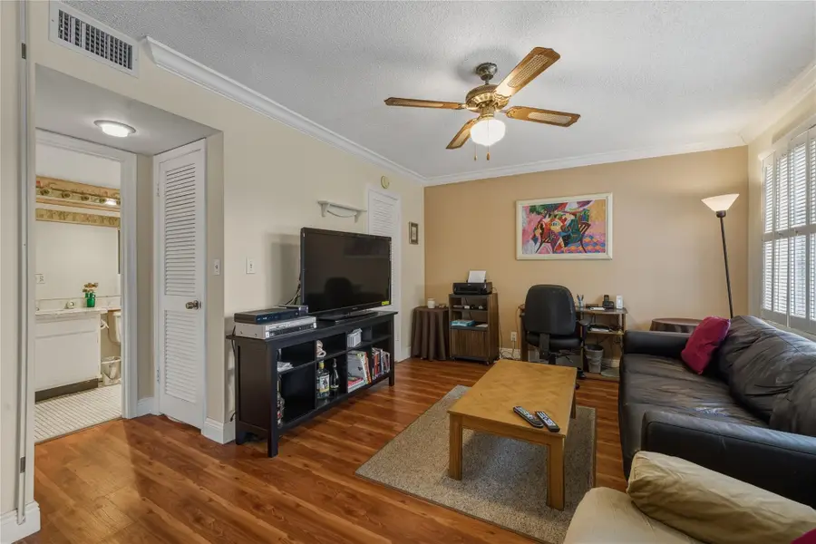691 S Hollybrook Drive #304, Pembroke Pines, FL 33025 - #3