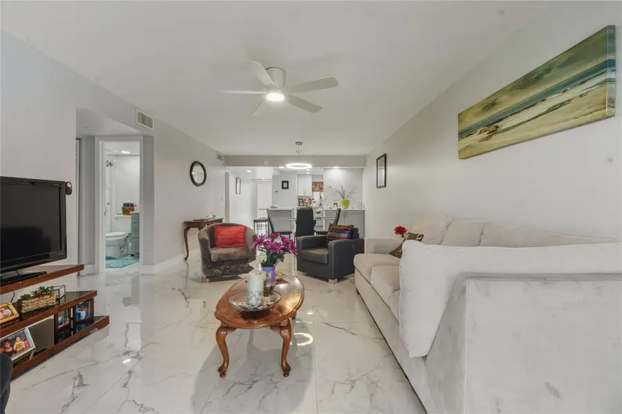 9611 N Hollybrook Lake Drive #101, Hollywood, FL 33025 - #2