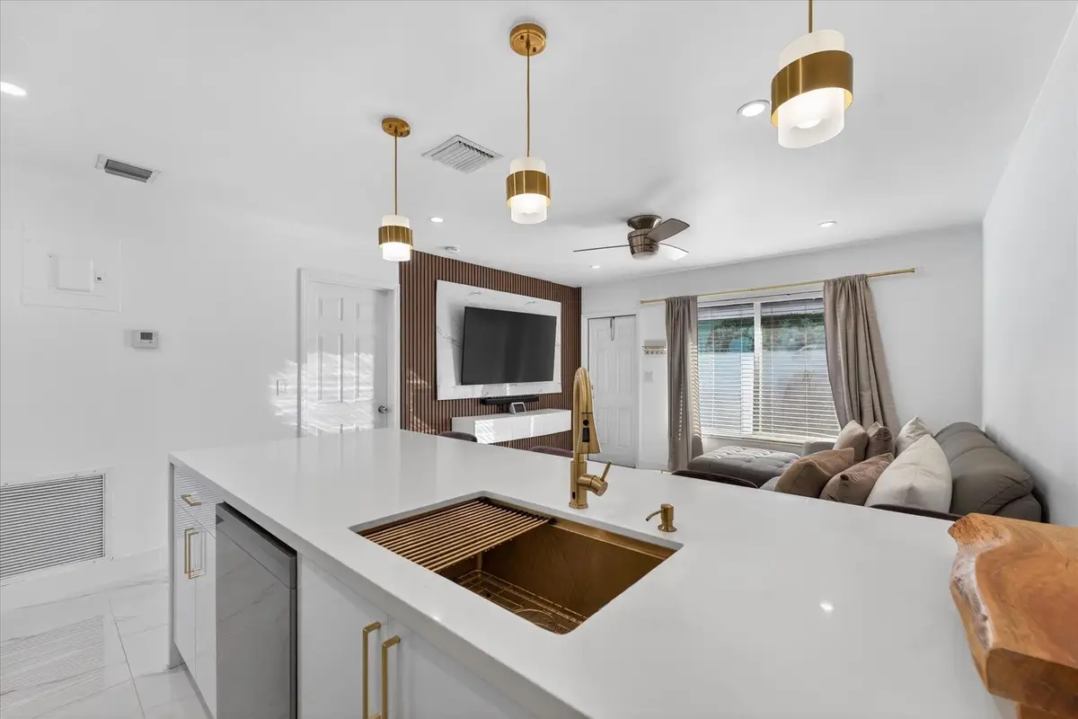 883 NE 33rd Street, Oakland Park, FL 33334 - #1