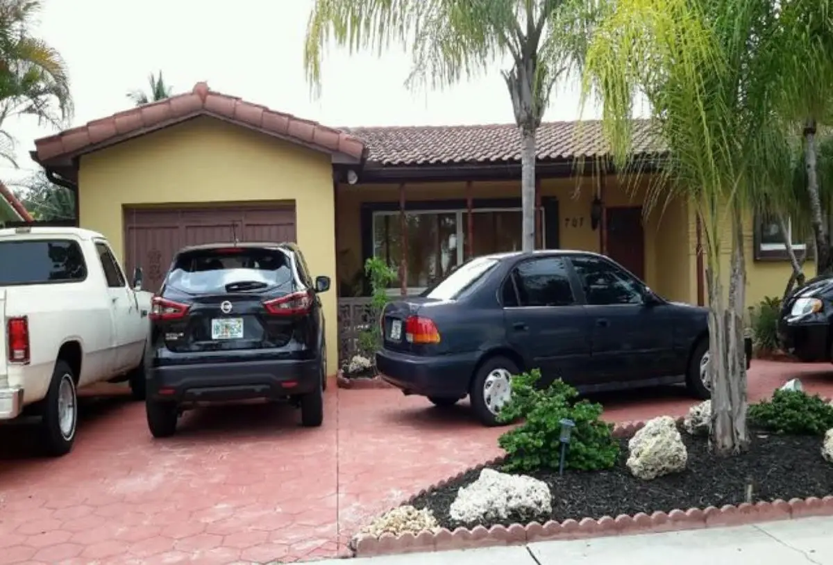 707 N 46th Avenue, Hollywood, FL 33021 - #1