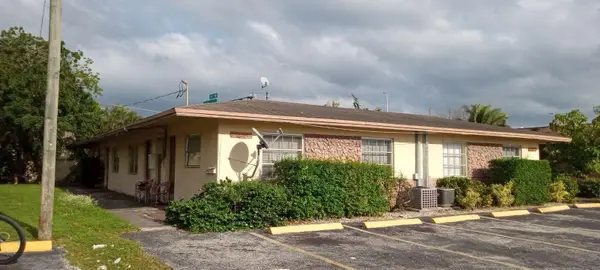 1856 NW 52nd Avenue, Lauderhill, FL 33313