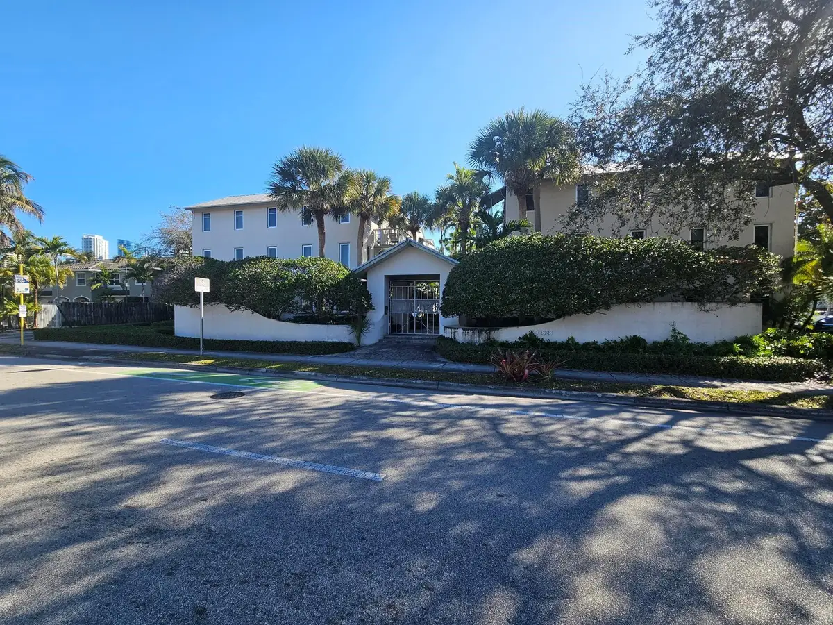 812 SW 4th Avenue #8, Fort Lauderdale, FL 33315 - #1